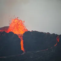 Banyak Gunung Di Indonesia Status Siaga, Tetap Jaga Kesehatan dan Berdoa!